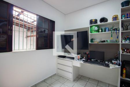 Suíte 1 de casa à venda com 5 quartos, 250m² em Vila Regina ( Zona Leste), São Paulo