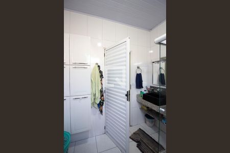 Casa à venda com 250m², 5 quartos e 3 vagasBanheiro 2