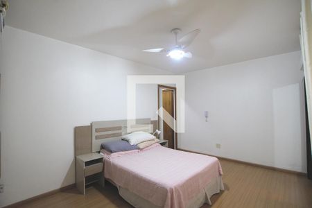 Quarto de apartamento à venda com 1 quarto, 35m² em Vila Ipiranga, Porto Alegre