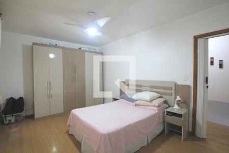 Quarto de apartamento à venda com 1 quarto, 35m² em Vila Ipiranga, Porto Alegre