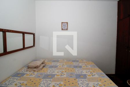Quarto de apartamento à venda com 3 quartos, 110m² em Santo Antônio, Belo Horizonte