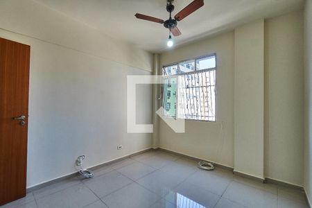 Quarto 1 de apartamento para alugar com 2 quartos, 63m² em Estácio, Rio de Janeiro