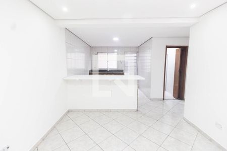 Sala de casa para alugar com 2 quartos, 50m² em Santa Teresinha, São Paulo