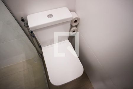 Banheiro 2 de casa à venda com 3 quartos, 72m² em Planalto, Belo Horizonte