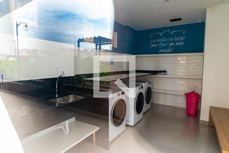 Apartamento para alugar com 42m², 2 quartos e 1 vaga Apartamento para alugar com 42m², 2 quartos e 1 vagaÁrea comum - Lavanderia