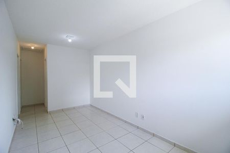 Sala de casa de condomínio para alugar com 2 quartos, 80m² em Conjunto Habitacional Júlio de Mesquita Filho, Sorocaba