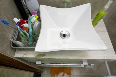 Casa à venda com 290m², 6 quartos e 2 vagasBanheiro 1