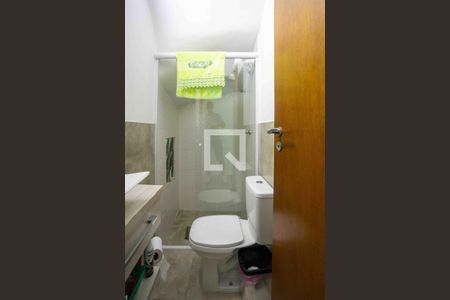 Banheiro 1 de casa à venda com 6 quartos, 290m² em Piraporinha, Diadema