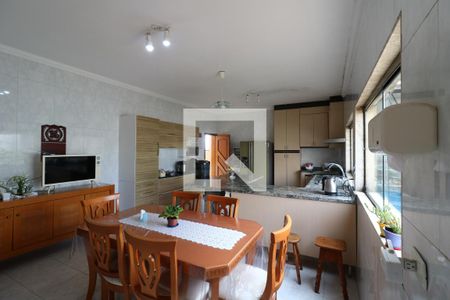 Casa à venda com 420m², 2 quartos e 20 vagasCozinha