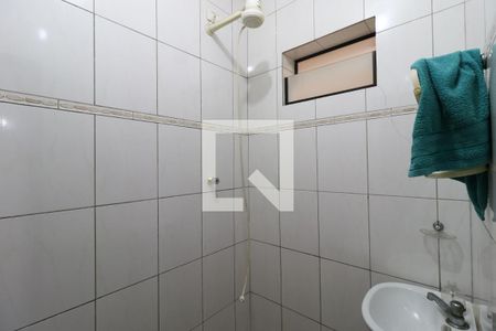 Casa à venda com 420m², 2 quartos e 20 vagasEdícula - Banheiro