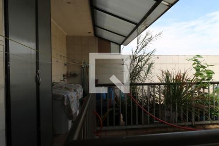 Casa à venda com 420m², 2 quartos e 20 vagasÁrea de Serviço