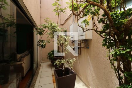 Casa à venda com 420m², 2 quartos e 20 vagasJardim de Inverno
