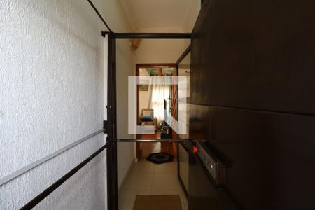 Casa à venda com 420m², 2 quartos e 20 vagasCorredor / Elevador