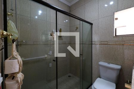 Casa à venda com 420m², 2 quartos e 20 vagasBanheiro da Suíte