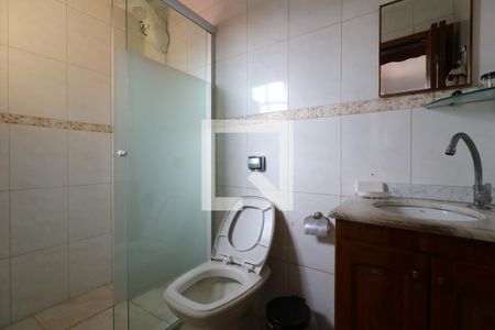 Casa à venda com 420m², 2 quartos e 20 vagasBanheiro do Salão de Festas