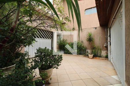 Casa à venda com 420m², 2 quartos e 20 vagasJardim
