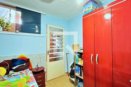 Casa à venda com 300m², 6 quartos e 5 vagas Casa à venda com 300m², 6 quartos e 5 vagasQuarto 1