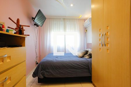 Quarto 1 de apartamento para alugar com 1 quarto, 53m² em Jardim Sabará, Porto Alegre