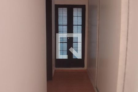 Casa à venda com 512m², 6 quartos e 4 vagas Casa à venda com 512m², 6 quartos e 4 vagasCloset Suíte 3