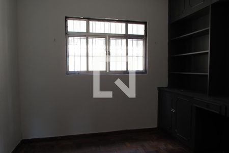 Casa à venda com 512m², 6 quartos e 4 vagasEscritório