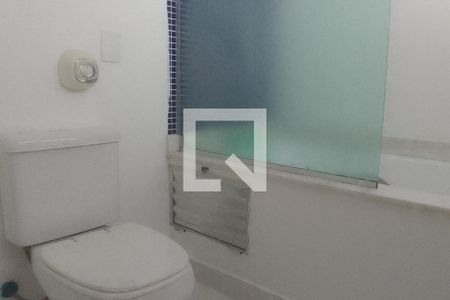 Casa à venda com 512m², 6 quartos e 4 vagas Casa à venda com 512m², 6 quartos e 4 vagasBanheiro Suíte 3