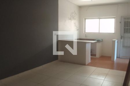 Casa à venda com 512m², 6 quartos e 4 vagas Casa à venda com 512m², 6 quartos e 4 vagasStudio anexo - Sala