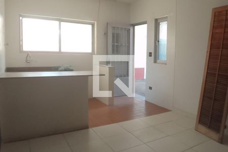 Casa à venda com 512m², 6 quartos e 4 vagas Casa à venda com 512m², 6 quartos e 4 vagasStudio anexo - Cozinha