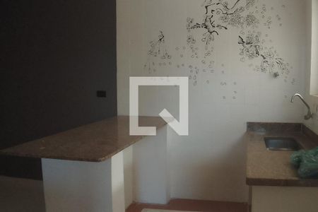 Casa à venda com 512m², 6 quartos e 4 vagas Casa à venda com 512m², 6 quartos e 4 vagasStudio anexo - cozinha