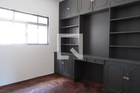 Casa à venda com 512m², 6 quartos e 4 vagasEscritório