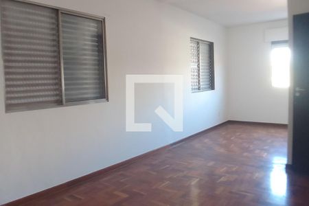 Casa à venda com 512m², 6 quartos e 4 vagas Casa à venda com 512m², 6 quartos e 4 vagasSuíte 2