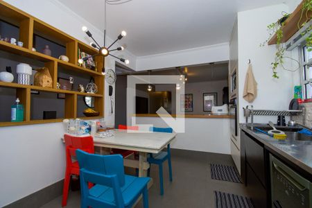 Apartamento à venda com 98m², 2 quartos e 1 vagaCozinha