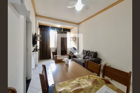 Sala de apartamento para alugar com 2 quartos, 70m² em Copacabana, Rio de Janeiro