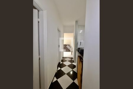 Corredor de apartamento para alugar com 2 quartos, 70m² em Copacabana, Rio de Janeiro