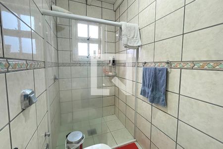 Casa à venda com 310m², 4 quartos e 5 vagasBanheiro