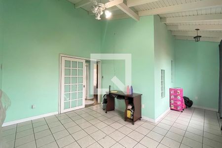 Casa à venda com 310m², 4 quartos e 5 vagasQuarto 2