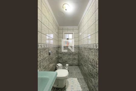 Casa à venda com 310m², 4 quartos e 5 vagasLavabo