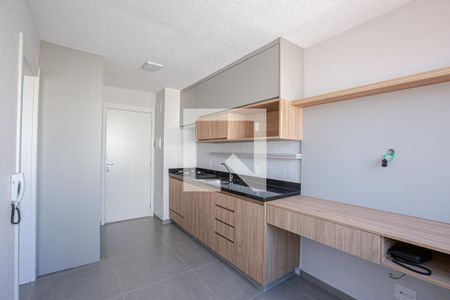 Cozinha e Sala de apartamento para alugar com 1 quarto, 26m² em Água Branca, São Paulo
