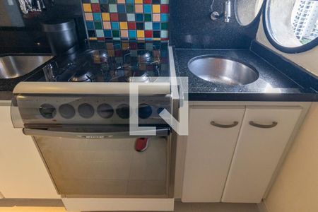 Cozinha e Área de Serviço de kitnet/studio para alugar com 1 quarto, 67m² em Itaim Bibi, São Paulo