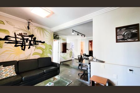 Sala de apartamento à venda com 1 quarto, 72m² em Cambuí, Campinas