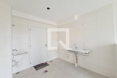Apartamento para alugar com 38m², 2 quartos e sem vaga Apartamento para alugar com 38m², 2 quartos e sem vagaCozinha e Área de Serviço