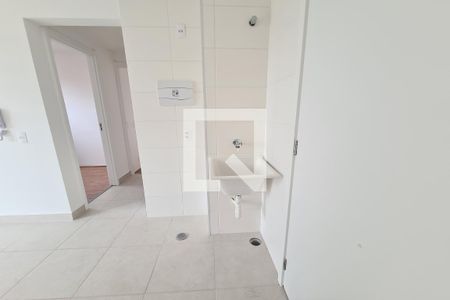 Apartamento para alugar com 38m², 2 quartos e sem vaga Apartamento para alugar com 38m², 2 quartos e sem vagaCozinha e Área de Serviço