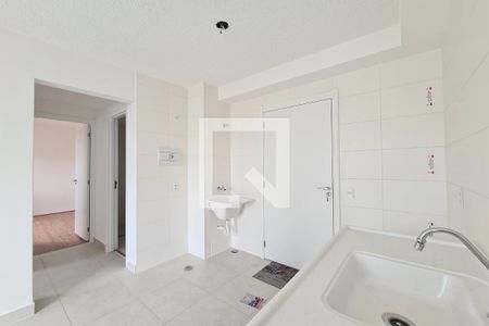 Apartamento para alugar com 38m², 2 quartos e sem vaga Apartamento para alugar com 38m², 2 quartos e sem vagaCozinha e Área de Serviço