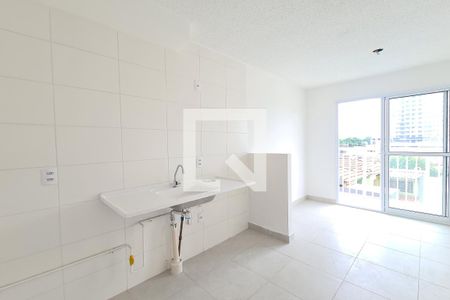 Apartamento para alugar com 38m², 2 quartos e sem vaga Apartamento para alugar com 38m², 2 quartos e sem vagaCozinha e Área de Serviço