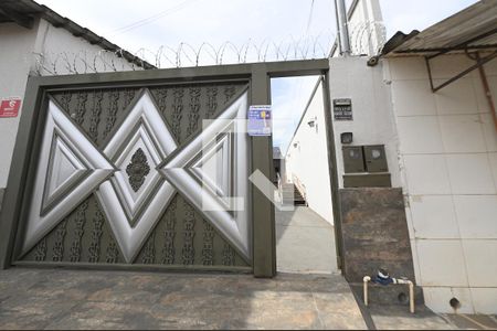 Casa para alugar com 250m², 2 quartos e 4 vagasFachada