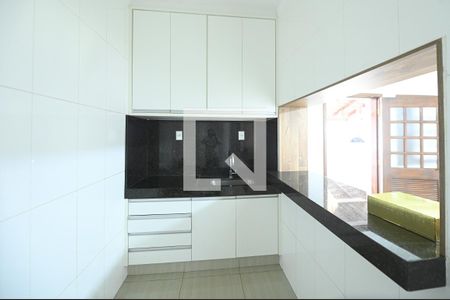 Casa para alugar com 250m², 2 quartos e 4 vagasCozinha