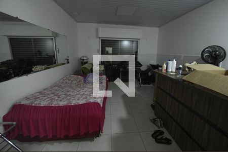 Casa para alugar com 250m², 2 quartos e 4 vagasEdicula