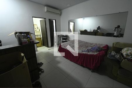 Casa para alugar com 250m², 2 quartos e 4 vagasEdicula