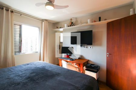 Suíte  de apartamento à venda com 3 quartos, 130m² em Planalto Paulista, São Paulo