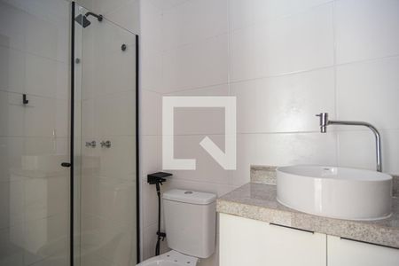 Apartamento à venda com 63m², 2 quartos e 1 vaga Apartamento à venda com 63m², 2 quartos e 1 vagaBanheiro Social