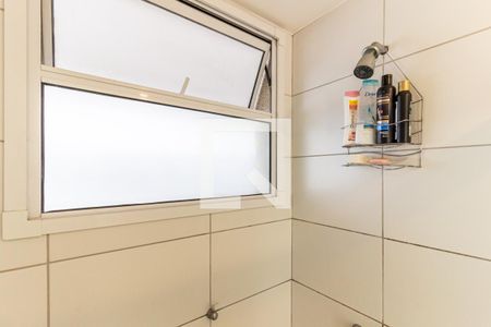 Apartamento à venda com 50m², 2 quartos e sem vaga Apartamento à venda com 50m², 2 quartos e sem vagaBanheiro - Chuveiro